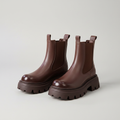 Brown boot packshot